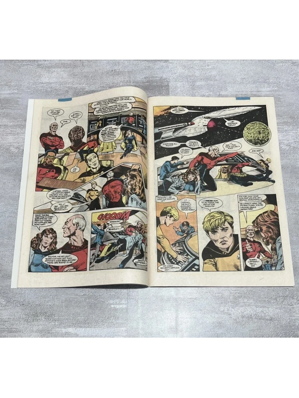 DC Star Trek: The Next Generation Comic Book 1988 - Blue & Black Cover
